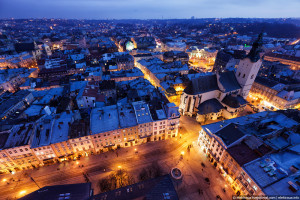 How many people are living in the city of Lviv of Ukraine?